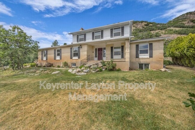 Building Photo - 2420 Bonneville Terrace Dr