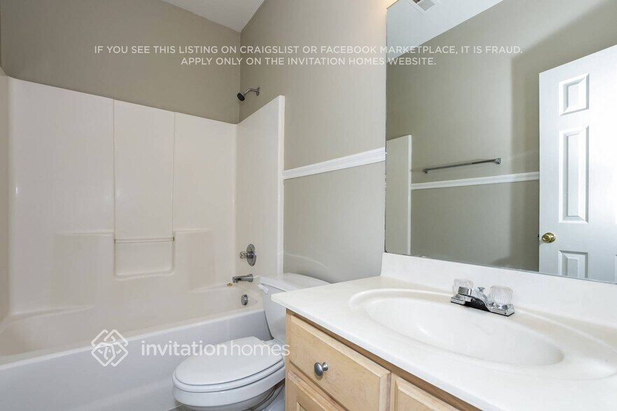 Building Photo - 15020 Woodstar Rd