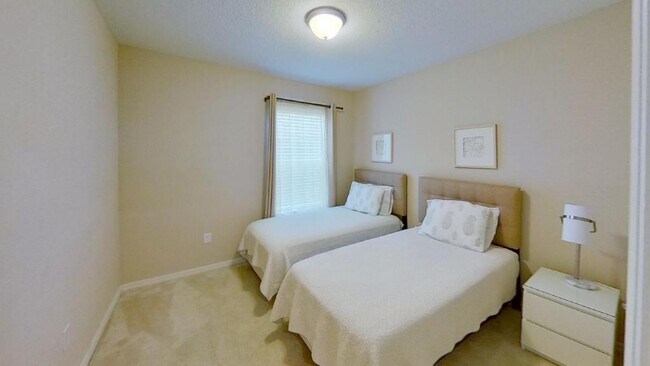 Building Photo - 5119 Killarney Wy