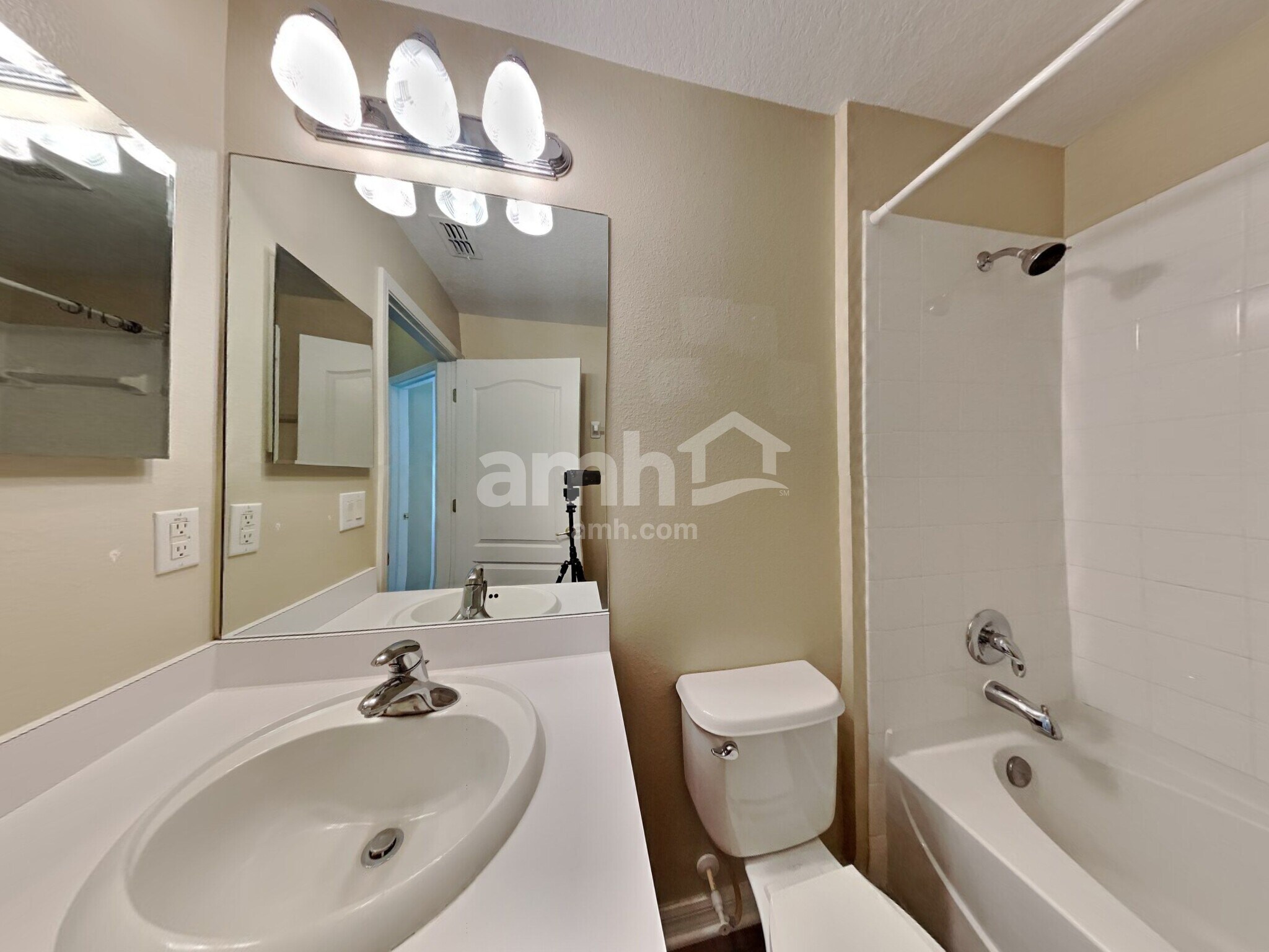 Building Photo - 25941 Terrawood Loop