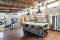 Building Photo - 12617 N 71st St