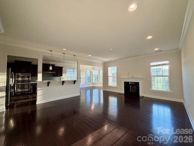 Building Photo - 1722 Spears Dr NW