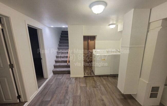 Building Photo - 618 S Alder St