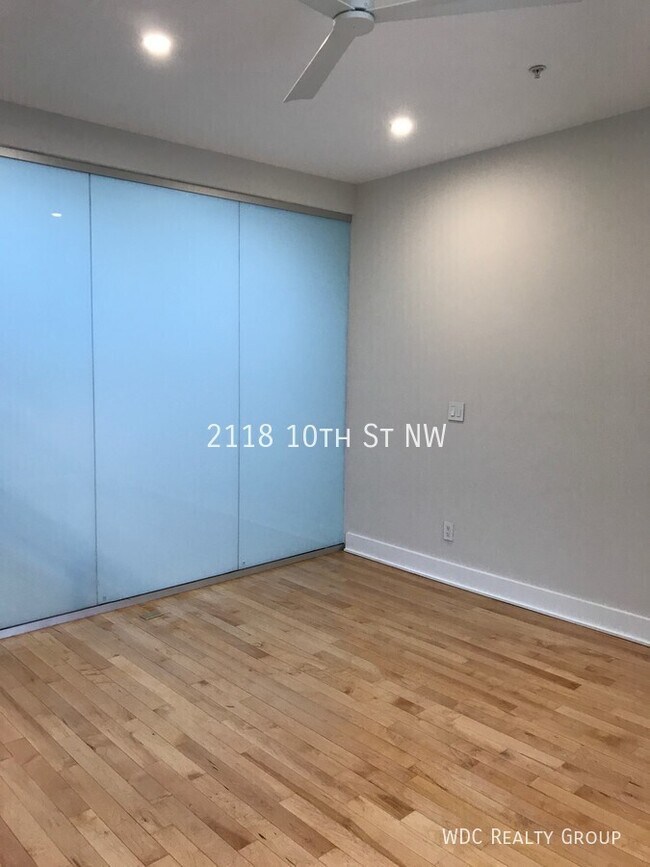 Building Photo - 2118 10th St NW