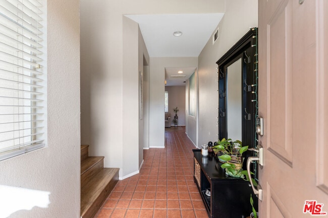 Building Photo - 13723 Rancho Ln