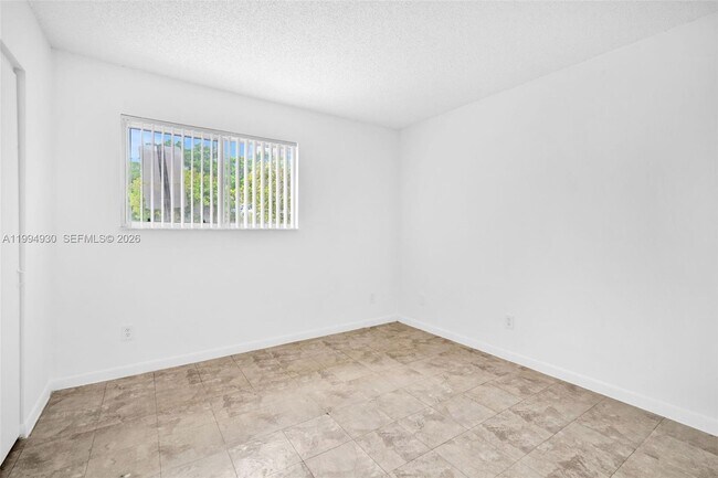 Building Photo - 3437 NW 44th St