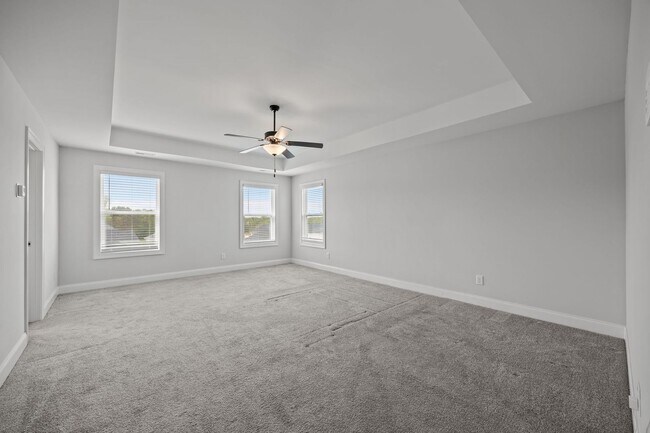 Building Photo - 629 Longstanton Ave