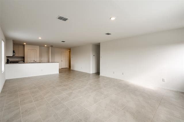 Building Photo - 2816 Grn Hl Wy