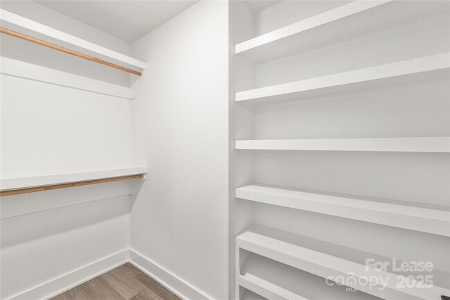 Building Photo - 2823 Coronet Way