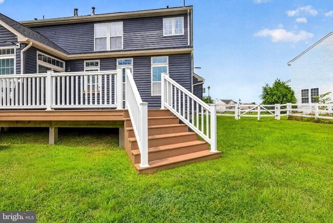 Building Photo - 206 Markham Ct