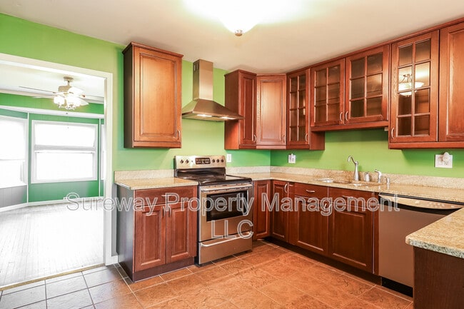 Building Photo - 60 Indiana Ave