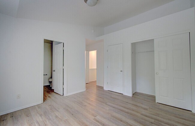 Building Photo - Charming 3bd, 2ba townhome in Bagley Downs Neighborhood