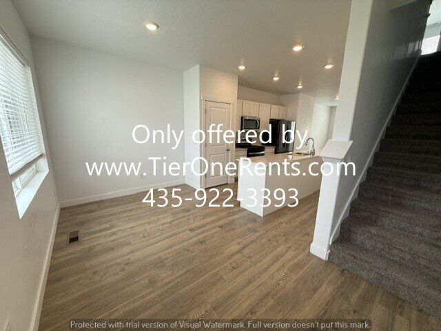 Building Photo - NO DEPOSIT option available for qualified renters