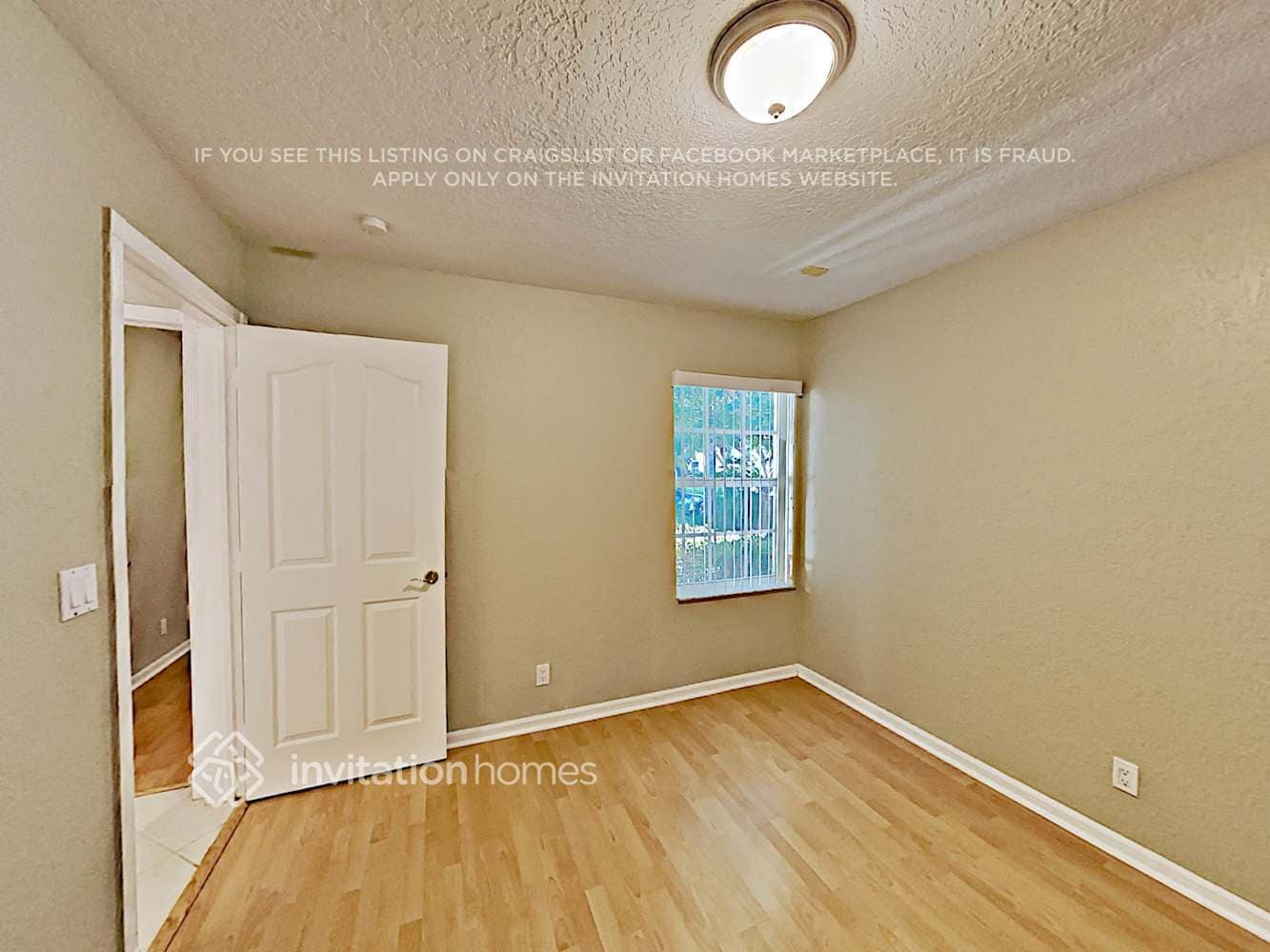 Building Photo - 3970 Sea Grape Cir