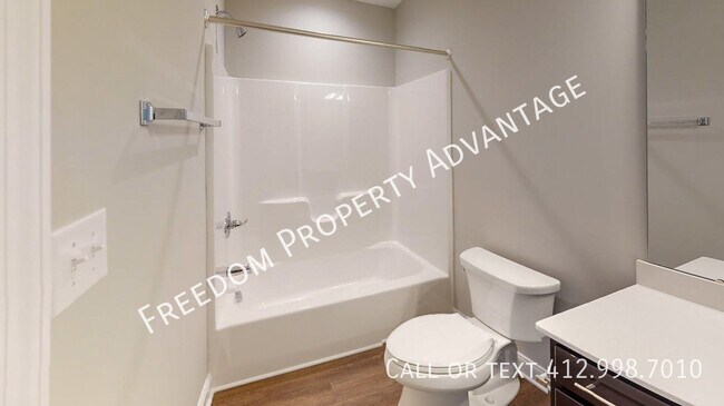 Building Photo - Arden Farms - 2BD Townhome