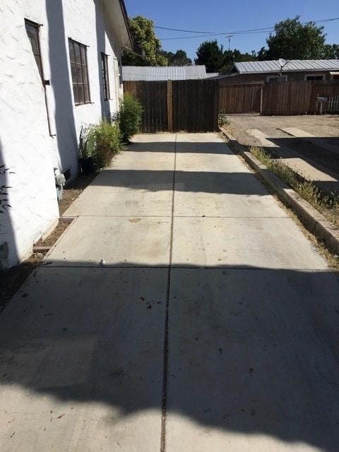 Building Photo - VOGT-120 West Pacheco