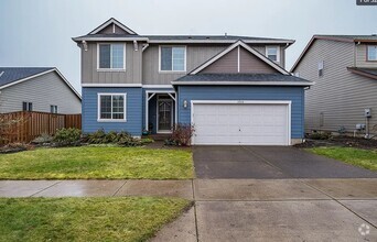 Building Photo - Beautiful 3 bedroom 2.5 bath Home in North...