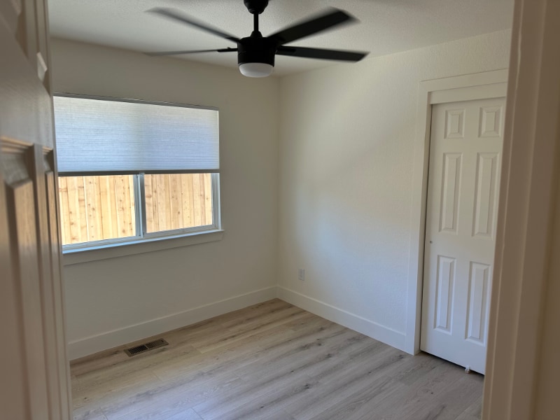 Building Photo - 805 Wagon Dr