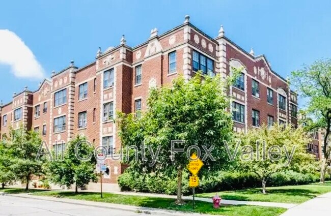 Primary Photo - 356 Ridge Ave
