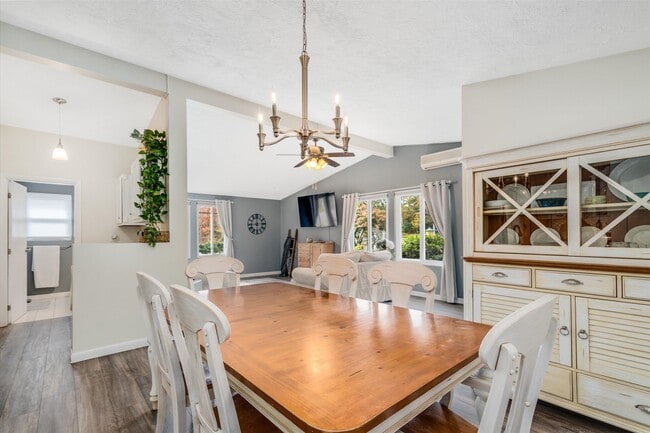 Building Photo - 1 Johns Dr