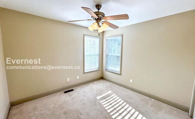 Building Photo - 6065 Gibbs Ln