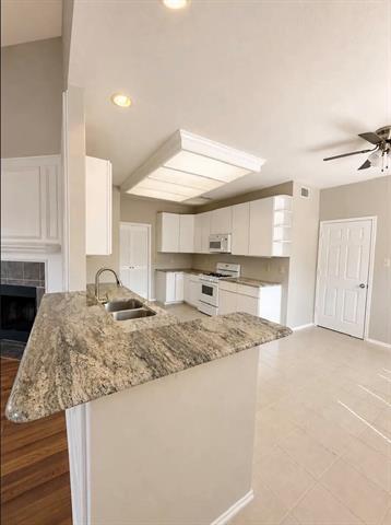 Building Photo - 2401 Autumndale Dr