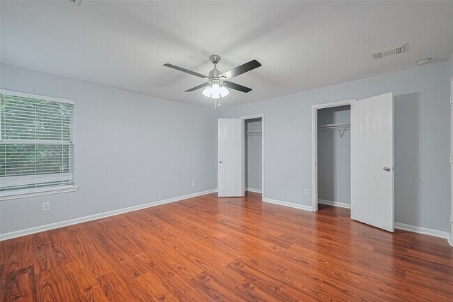 Building Photo - 2123 Gable Hollow Ln