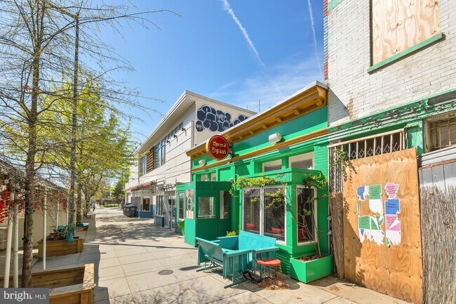 Building Photo - 3620 13th St NW