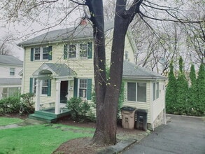 Building Photo - 61 Palmer St