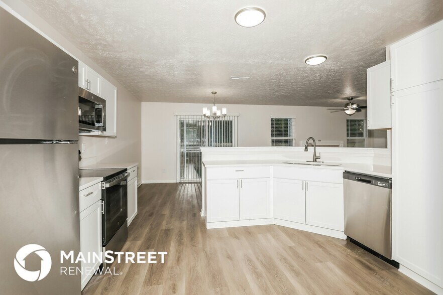 Building Photo - 9125 Timpani Way