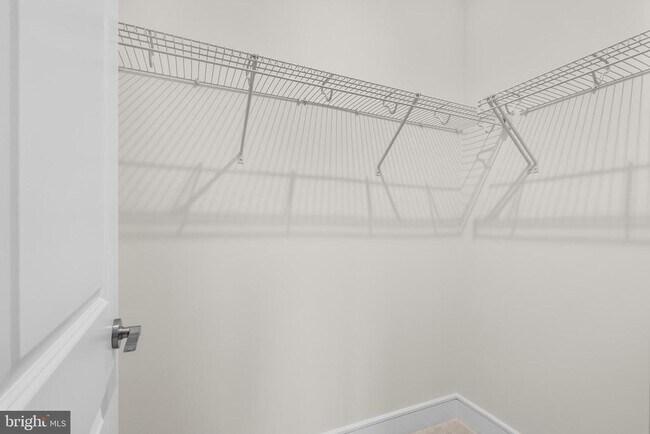 Building Photo - 42106 Picasso Sq