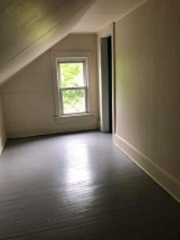 Building Photo - 26 S Oakwood Terrace
