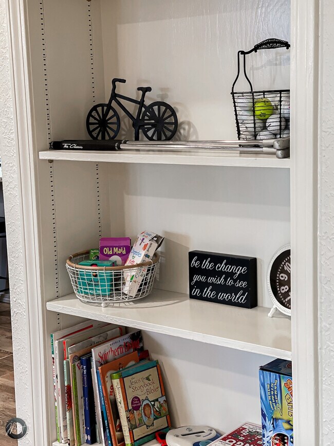 Building Photo - 30 Lunsford Ln