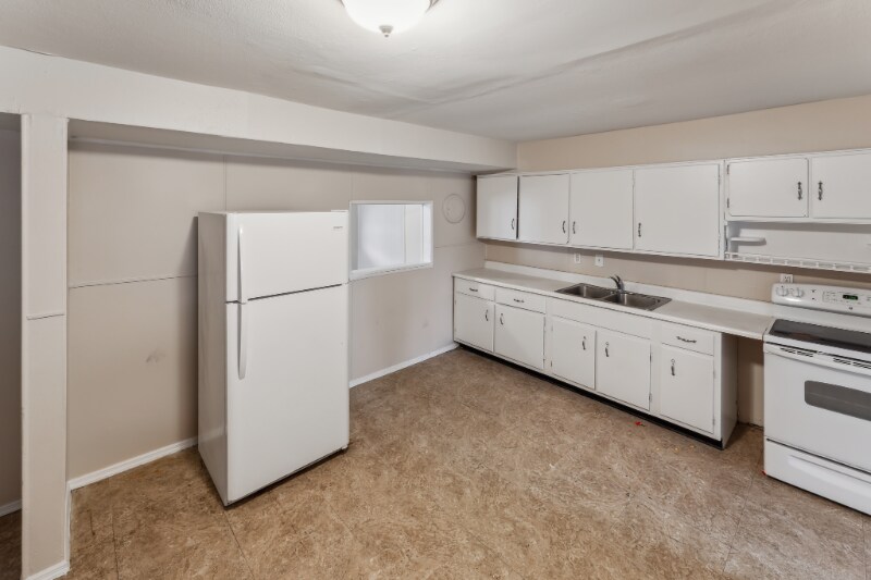 Building Photo - 10409 Renfrew Dr