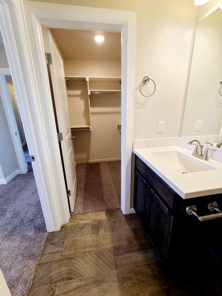 Building Photo - 8713 Thera Dr
