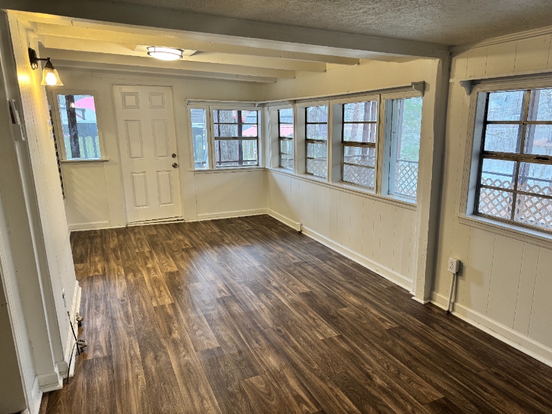 Building Photo - 575 Greenwood Lake Dr