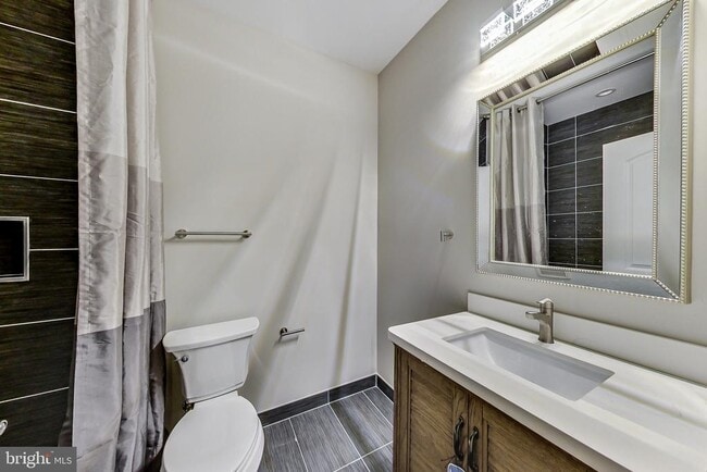 Building Photo - 3104 Sleepy Hollow Rd