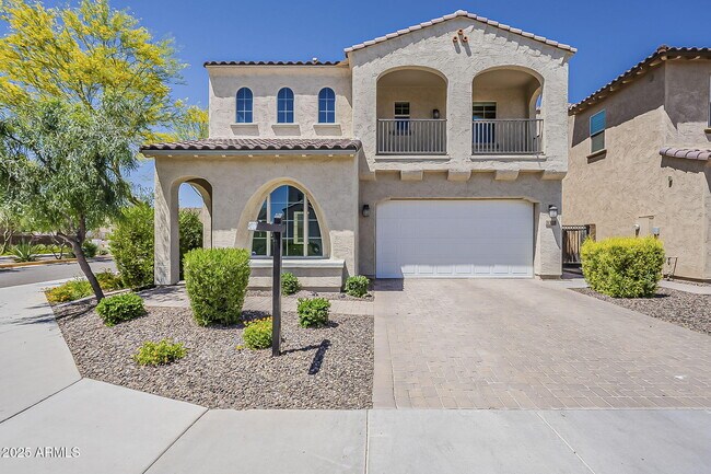 Primary Photo - 3310 E Los Gatos Dr