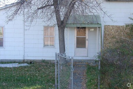 Building Photo - 640 Logan Ln