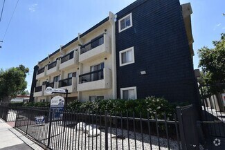 Building Photo - 21018 Gresham St