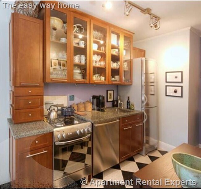 Building Photo - 1716 Cambridge St