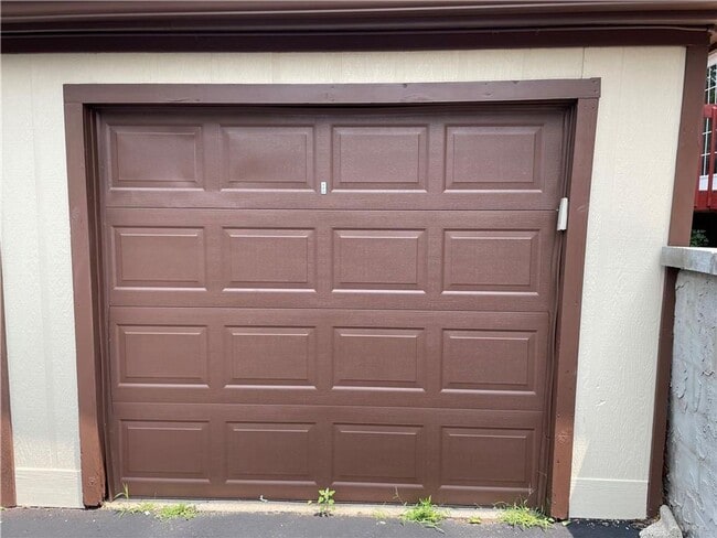 Building Photo - 2 Bedroom, 1.5 Bath Condo in Centerville S...