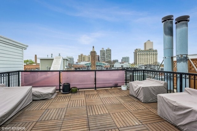 Building Photo - 339 W Webster Ave