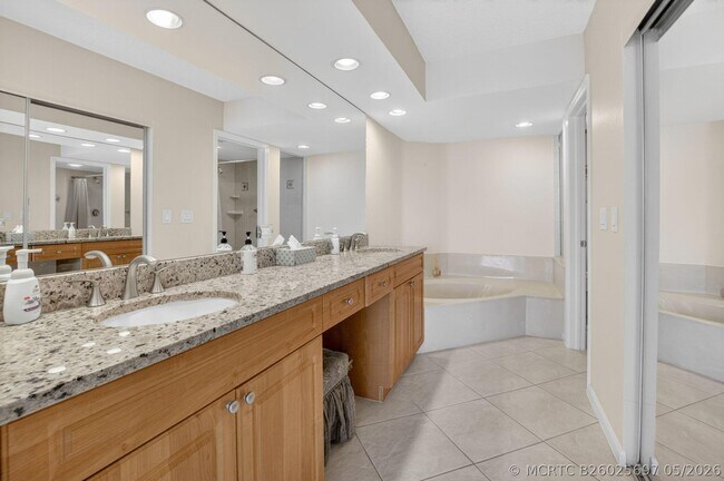 Building Photo - 15694 Loch Maree Ln