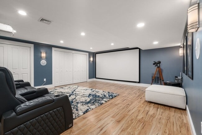 Building Photo - 56 Blossomcrest Rd