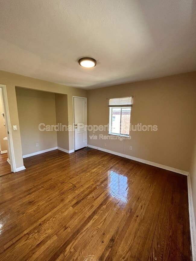 Building Photo - 126 Glenridge Pl
