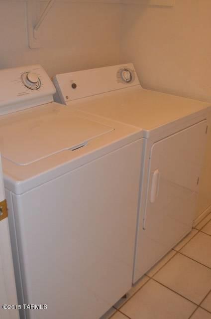 Building Photo - 9127 E Wolfberry St