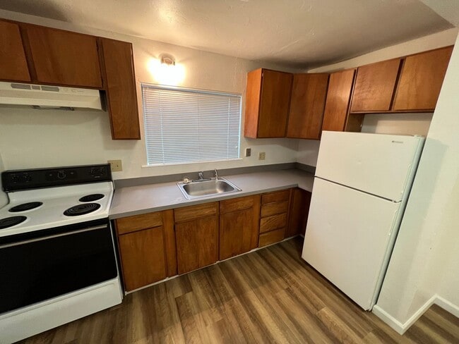 Building Photo - 2 Bedroom in Colllege Hill/Friendly Area