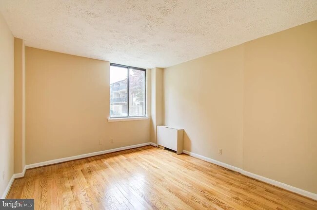 Secondary bedroom - 118 Monroe St
