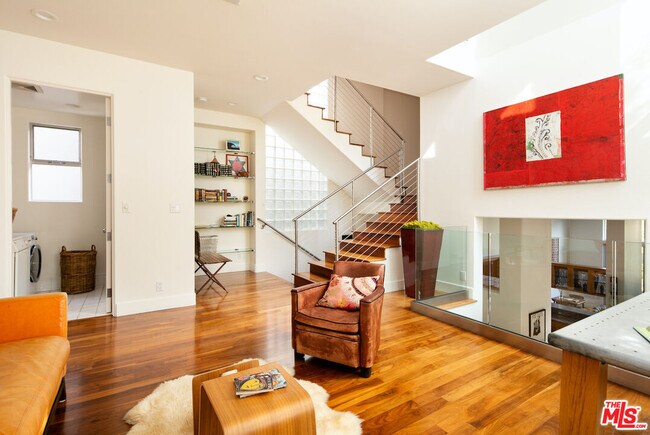 Building Photo - 2217 Grand Canal